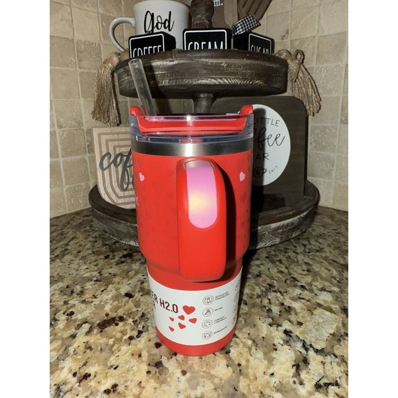 Stanley Cup Red Valentine's Day 2025 Ruby Hearts 20 oz Handle Tumbler Kids New - Picture 2 of 6